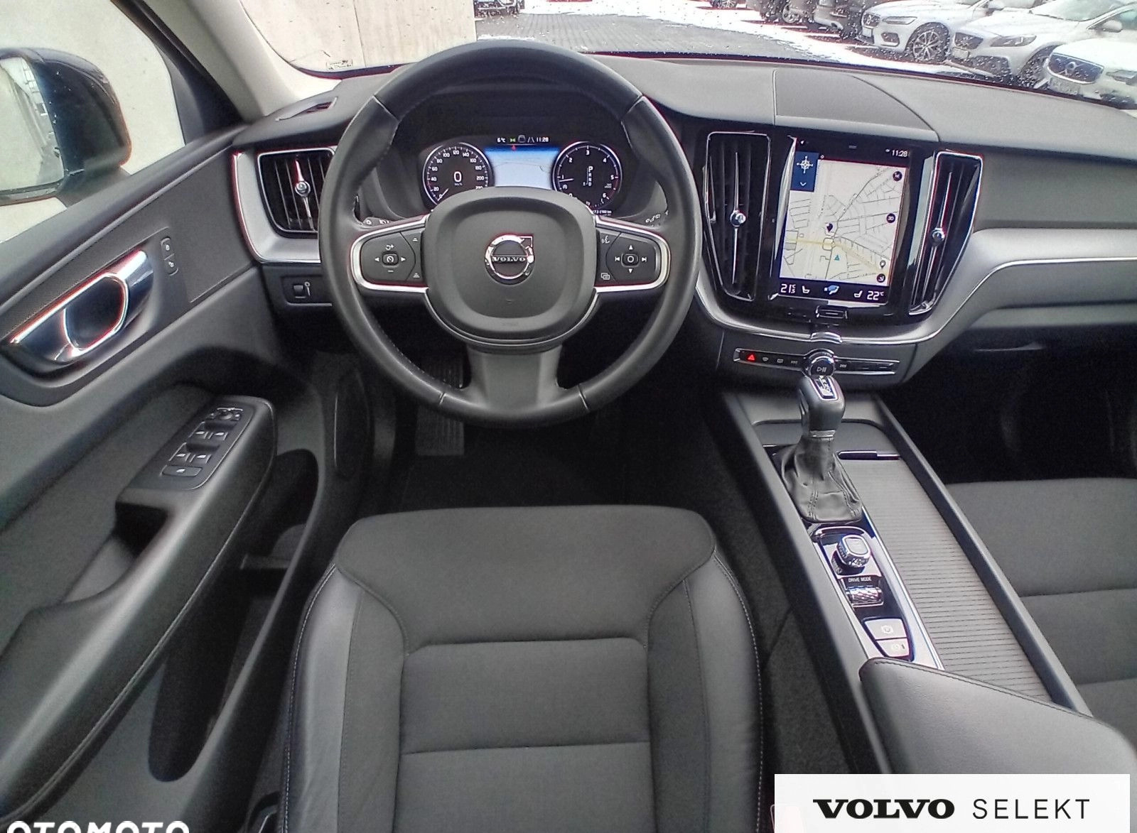 Volvo XC 60 cena 134900 przebieg: 143000, rok produkcji 2019 z Poznań małe 277